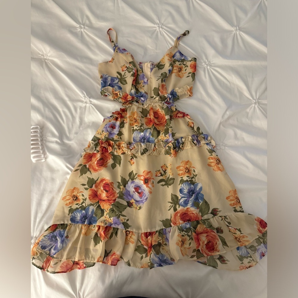 Windsor floral mini dress with cutouts XS